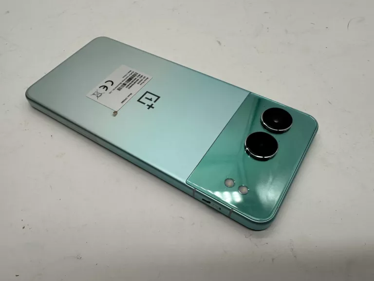 ONE PLUS NORD 4 12/256GB DS 50MP 5500MAH 6,74"