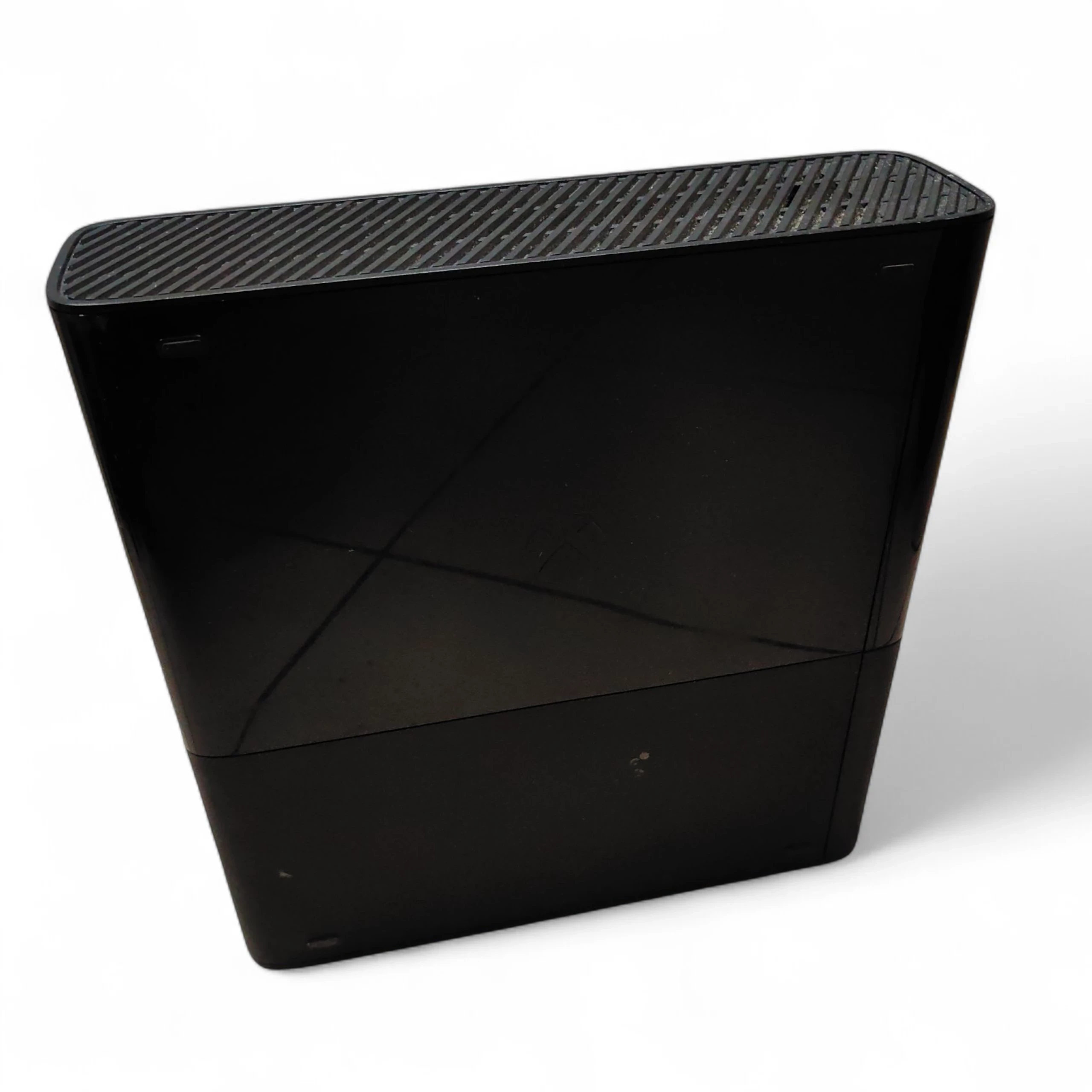 xbox-360-e-250gb-3x-pad-kinect-zasilacz-wersja-konsoli-205974-225546