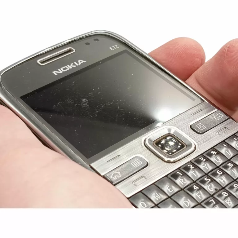 SMARTFON TELEFON KOMÓRKOWY NOKIA E72 QWERTY + ORYGINALNA BATERIA