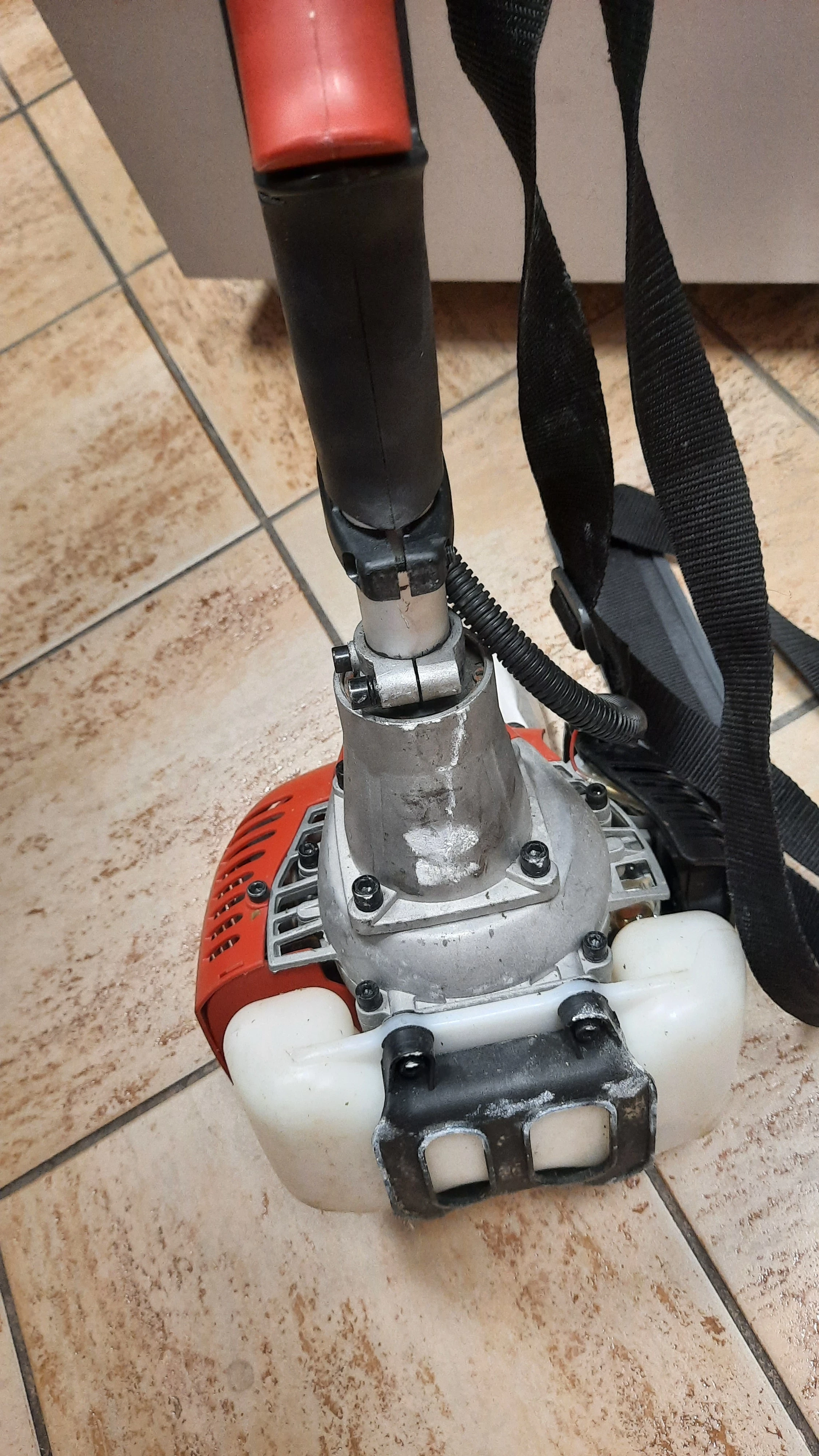 kosa-spalinowa-vega-bc260a-3-ok-1km-07kw-okazja-marka-248811-958954