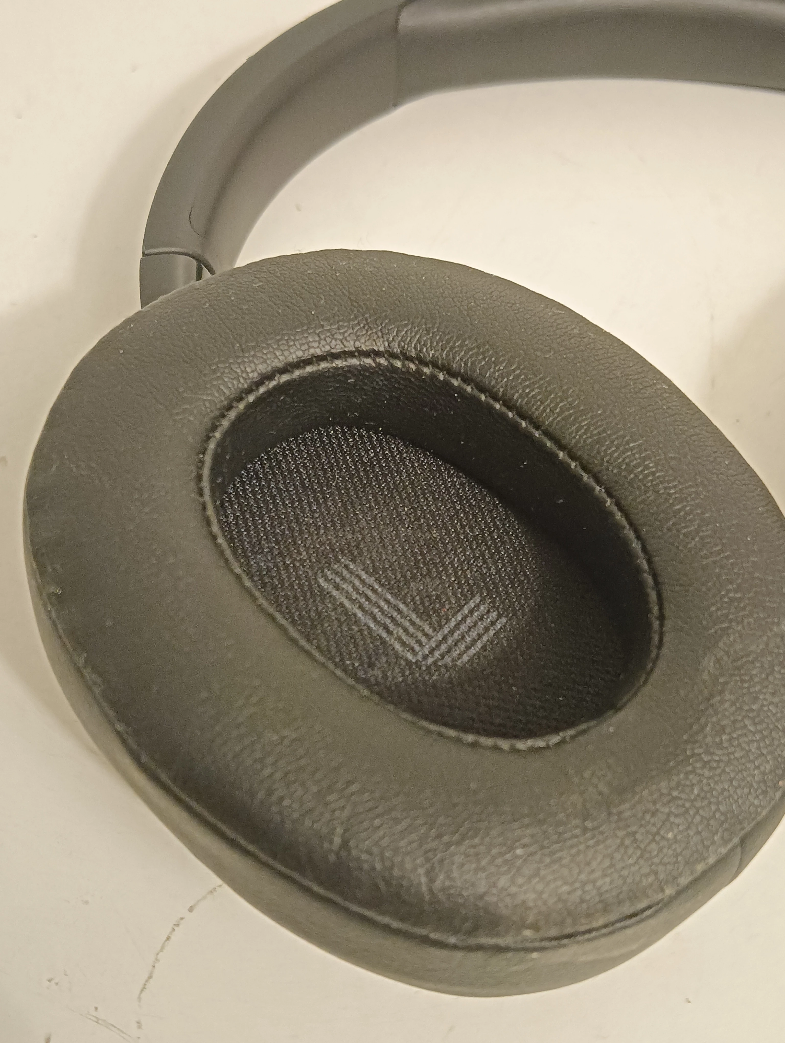 sluchawki-jbl-tune720bt-kolor-dominujacy-129357-3