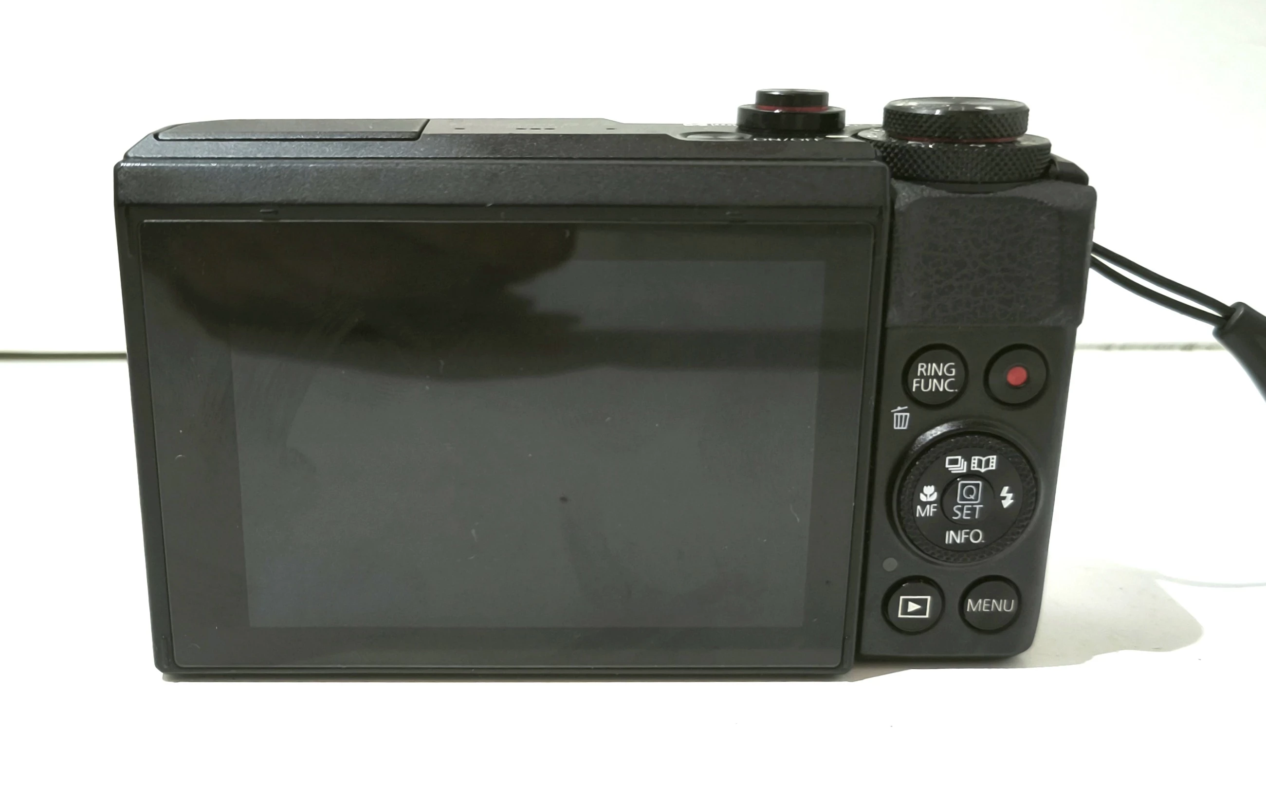 canon-powershot-g7-x-mark-ii-zoom-optyczny-420
