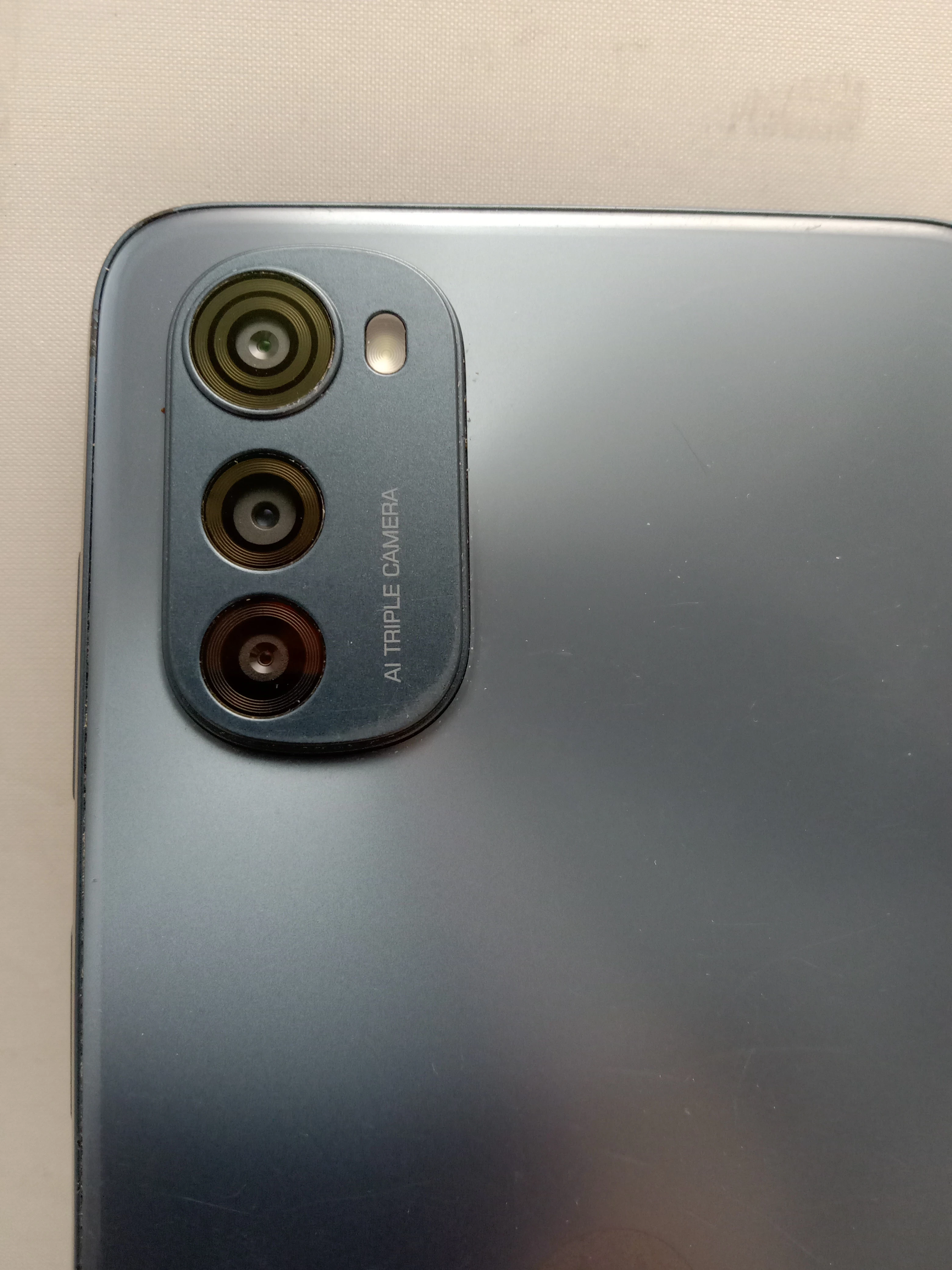 motorola-moto-e32s-32gb-stan-11323-2