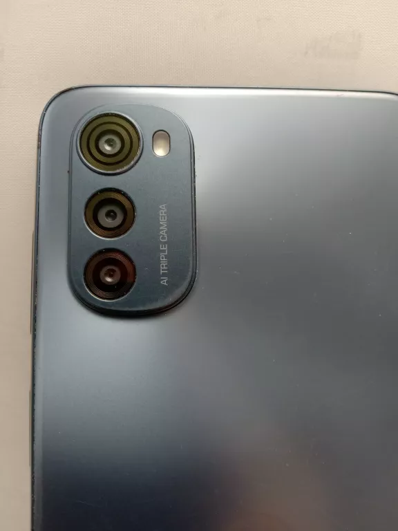 motorola-moto-e32s-32gb-stan-11323-2