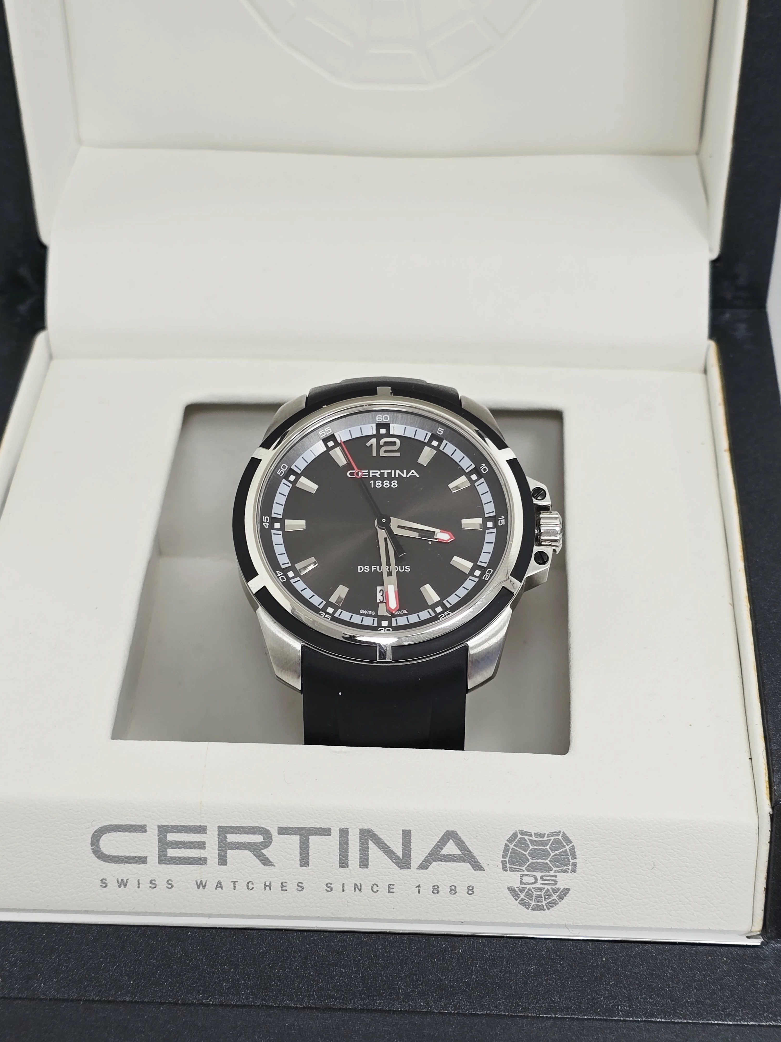 zegarek-certina-ds-furious-c0114102105700-material-paska-129219-225910