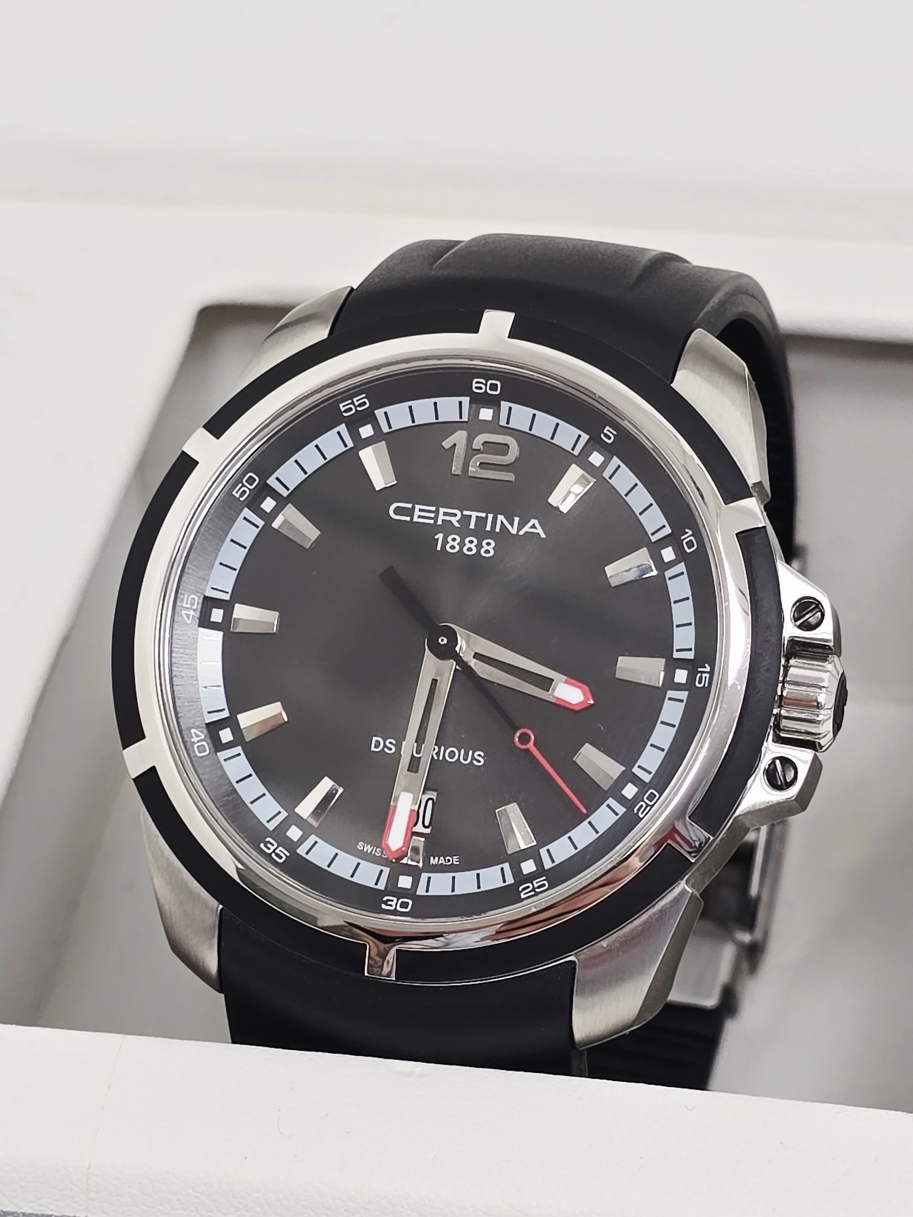 zegarek-certina-ds-furious-c0114102105700-wodoszczelnosc-129221-2