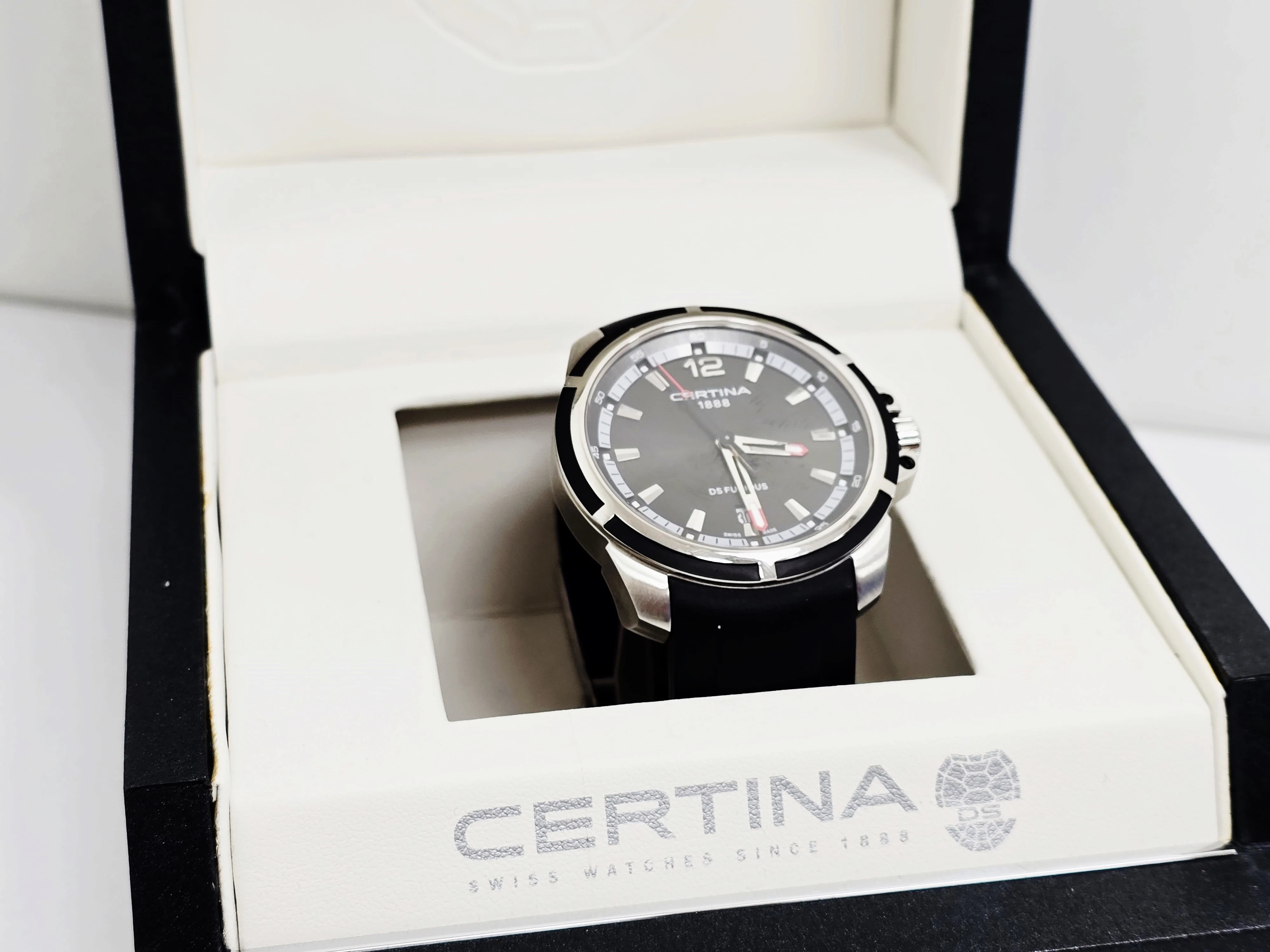 zegarek-certina-ds-furious-c0114102105700-stan-11323-2