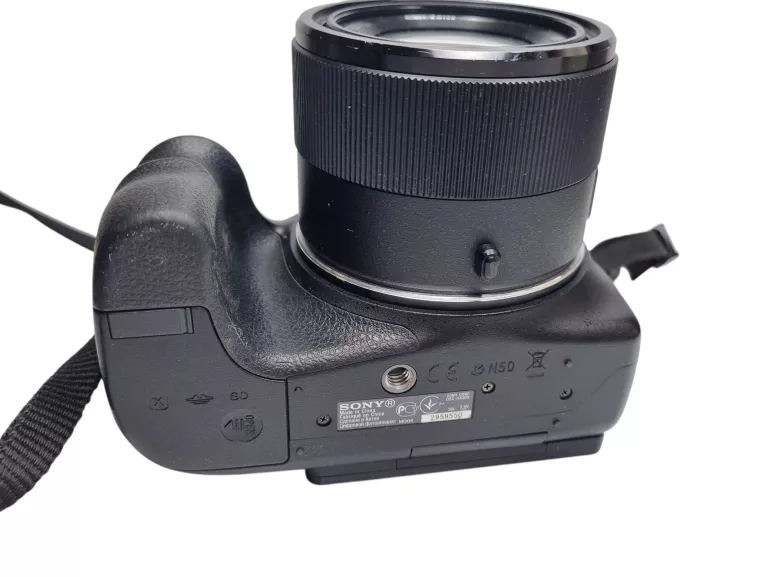 aparat-cyfrowy-sony-dsc-hx300-204mpx-opis-rozdzielczosc-2040