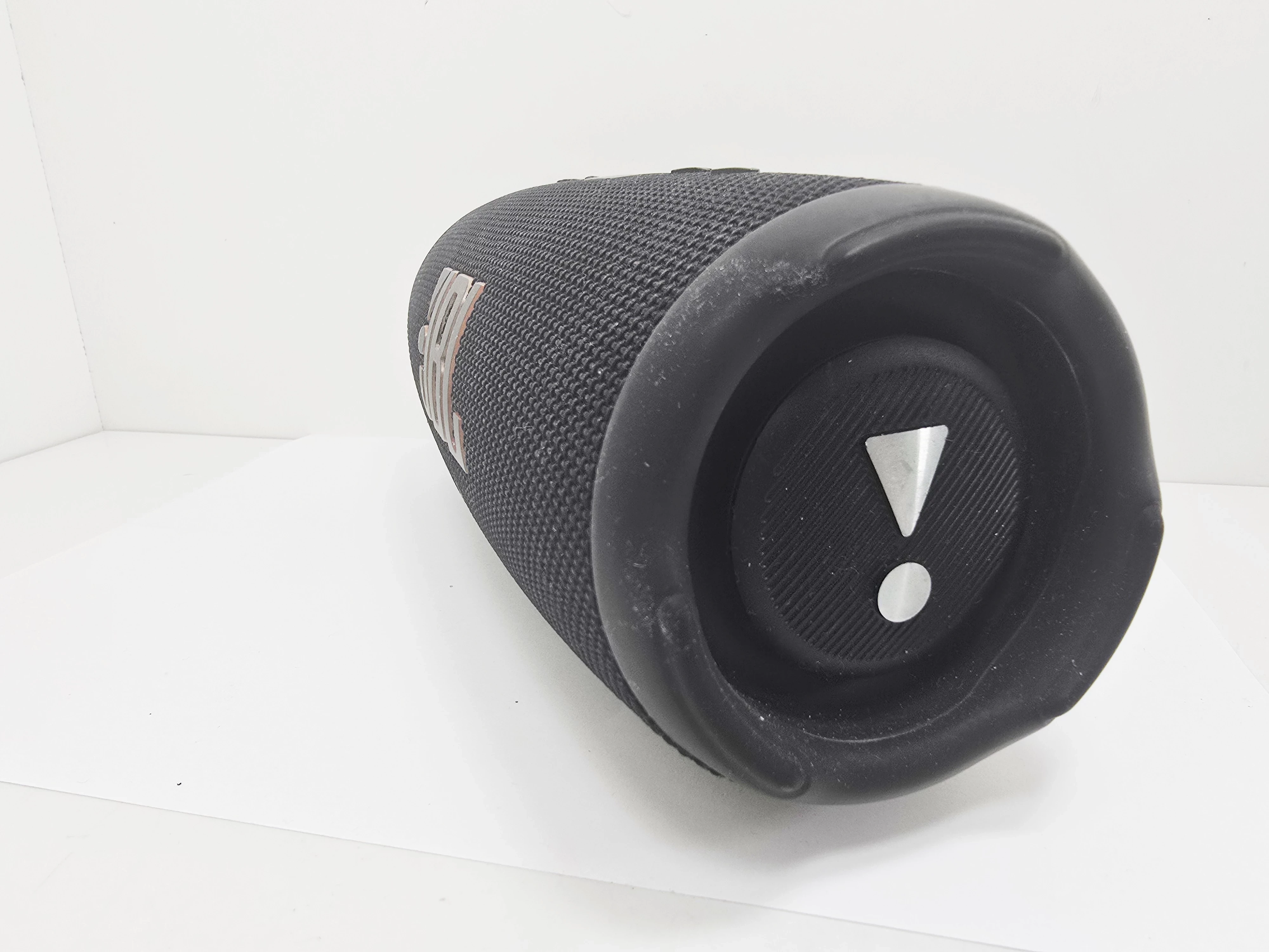 glosnik-jbl-charge-5-funkcje-221089-2