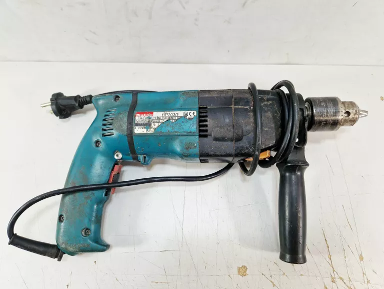 WIERTARKA UDAROWA MAKITA HP2030 720W