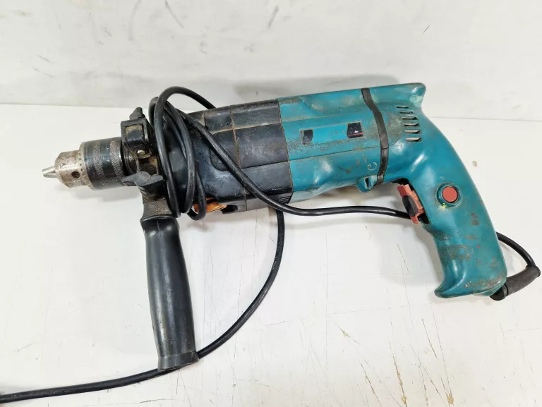WIERTARKA UDAROWA MAKITA HP2030 720W