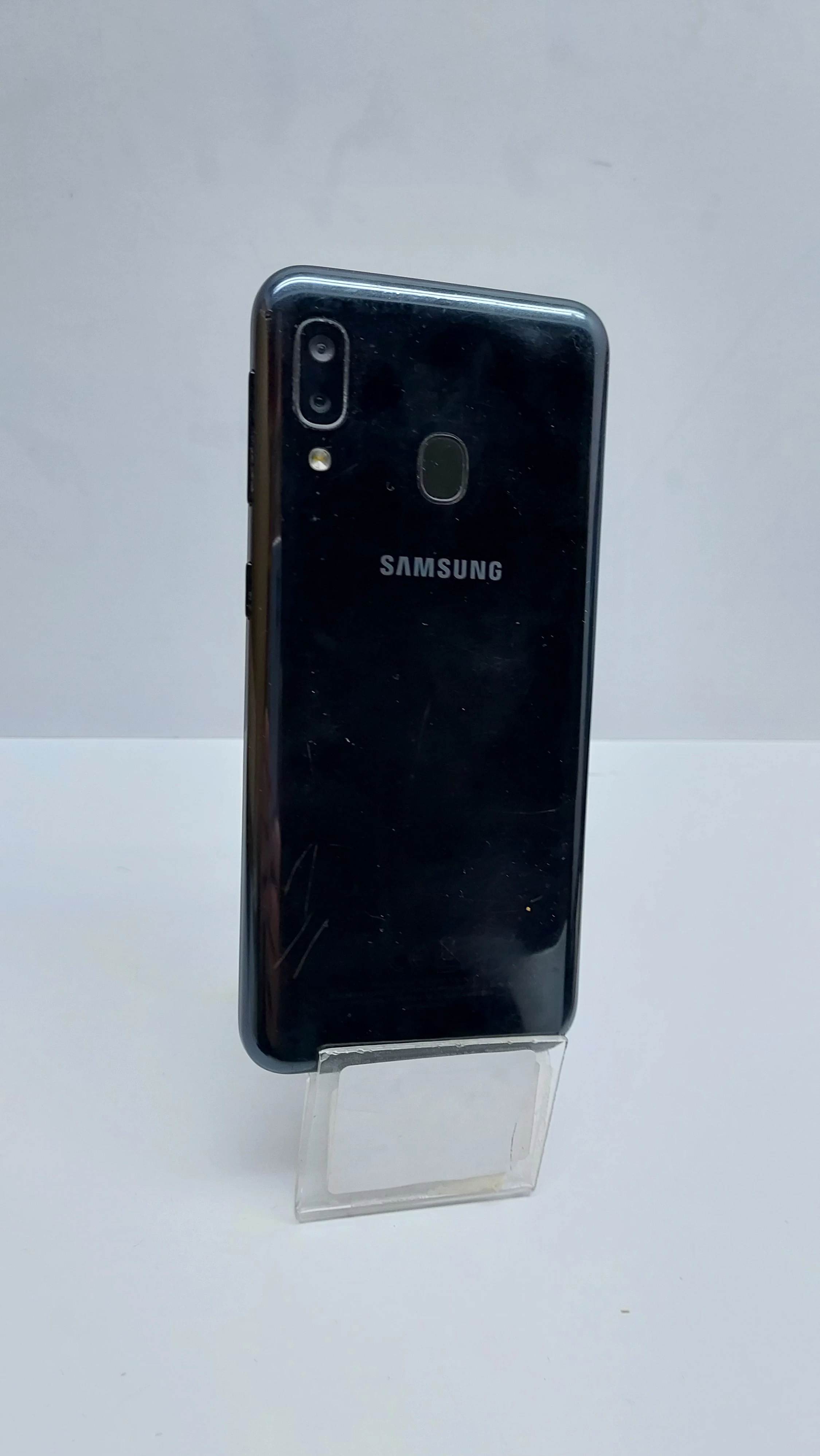 telefon-samsung-galaxy-a20s-332gb-stan-11323-2