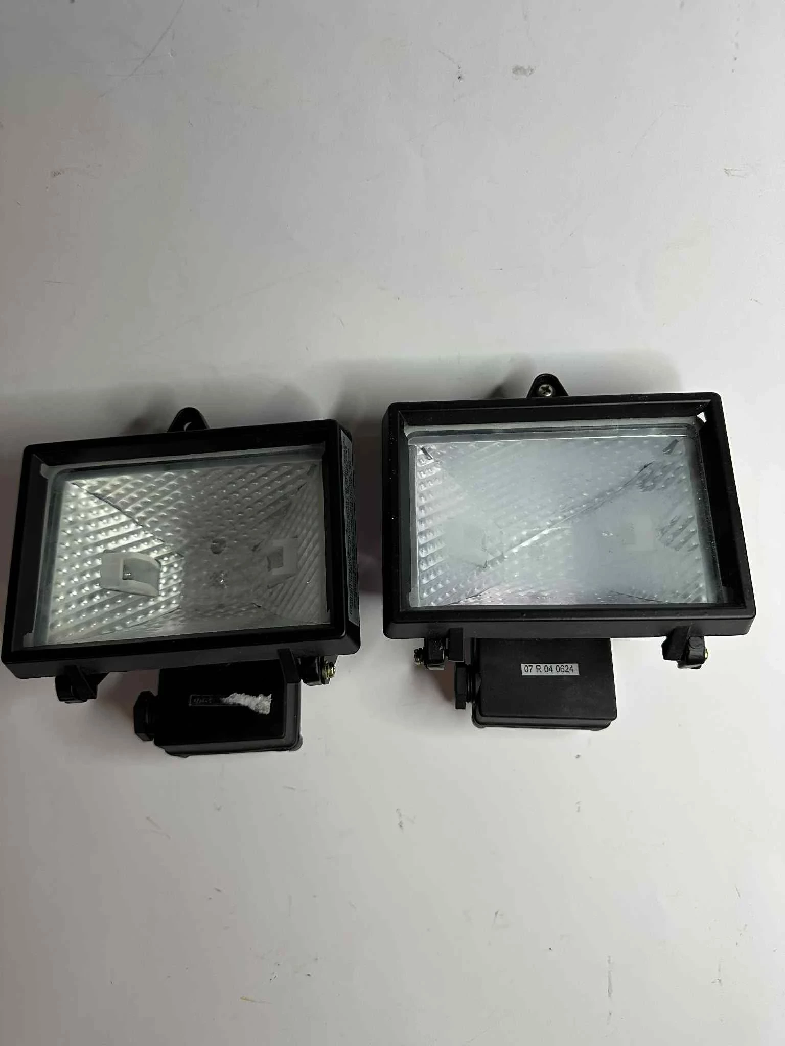 halogen-flood-light-2-sztuki-elro-halogen-spot-hl150-pilsudskiego-91-zawiercie