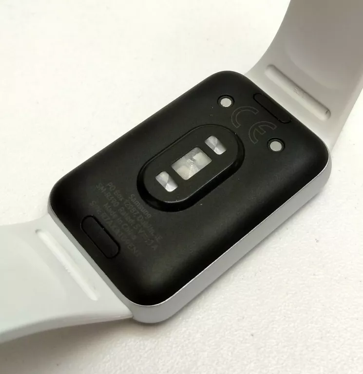 SMARTWATCH SAMSUNG GALAXY FIT3 SREBRNY