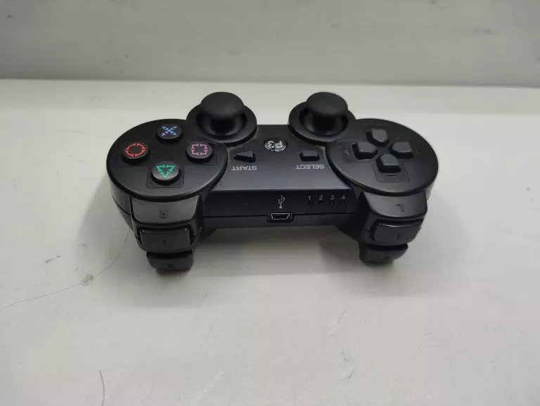 KONSOLA  PS3 SUPER SLIM 500 GB +PAD +OKABLOWANIE