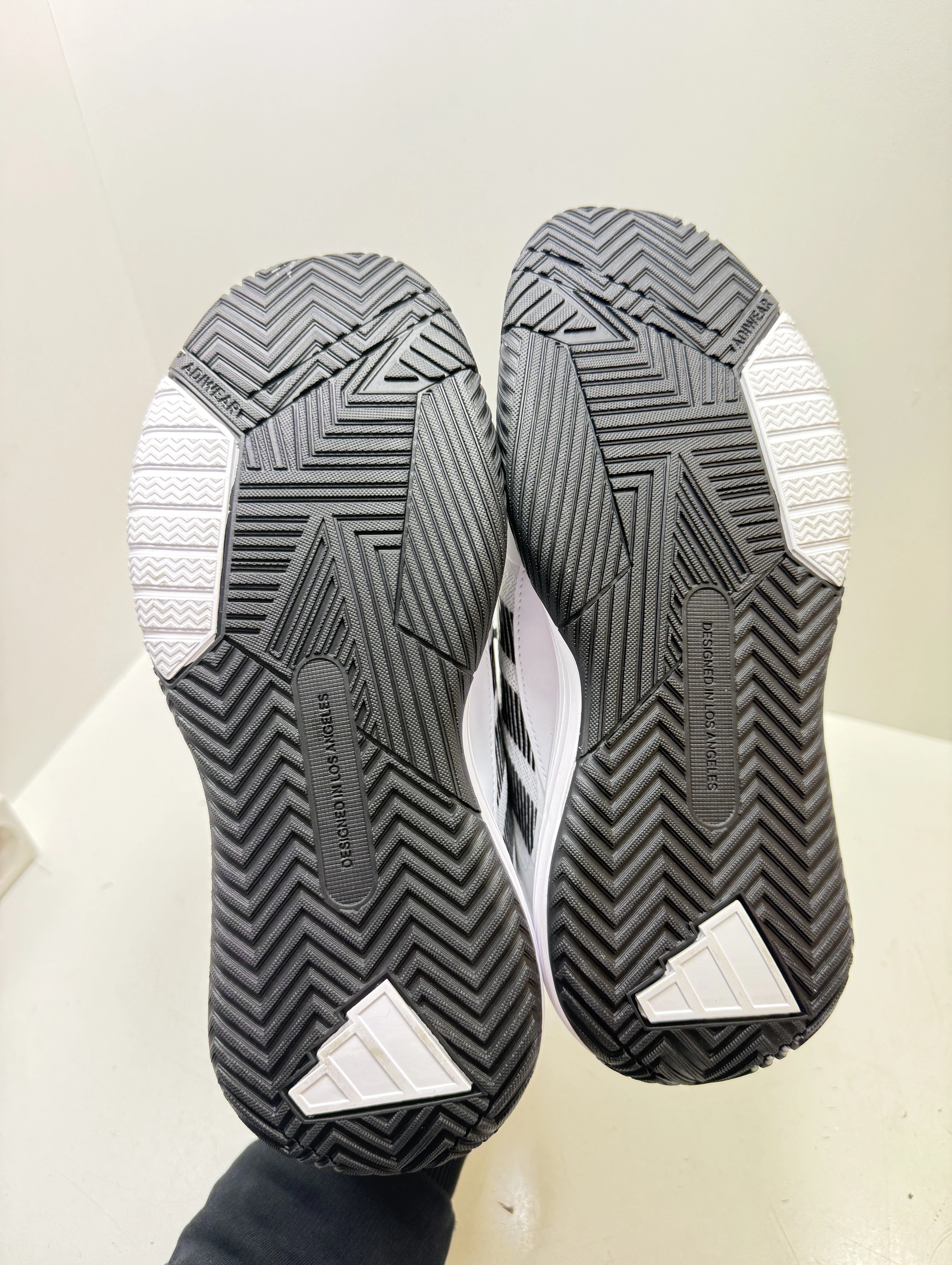 butyt-adidas-41-13-material-zewnetrzny-64-3