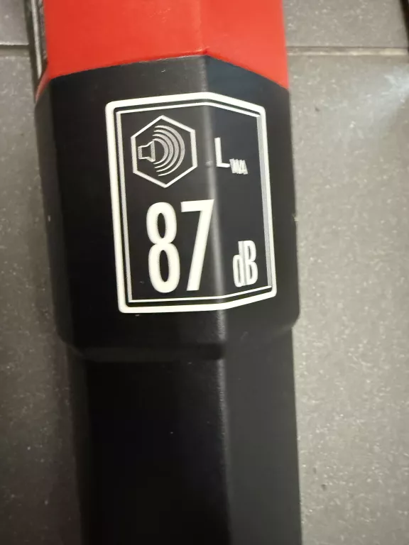 DMUCHAWA DO LIŚCI EINHELL AKUMULATOROWA GE-CL 18 LI E  210KM/H AKU+ŁAD