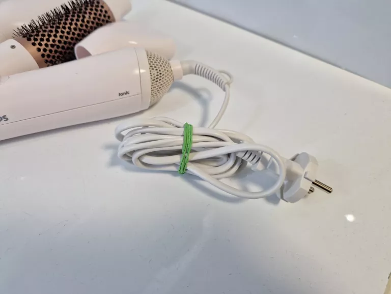 LOKÓWKO SUSZARKA Z JONIZACJĄ PHILIPS 4 NASADKI 800W BHA310/00
