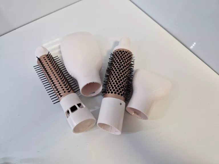 LOKÓWKO SUSZARKA Z JONIZACJĄ PHILIPS 4 NASADKI 800W BHA310/00