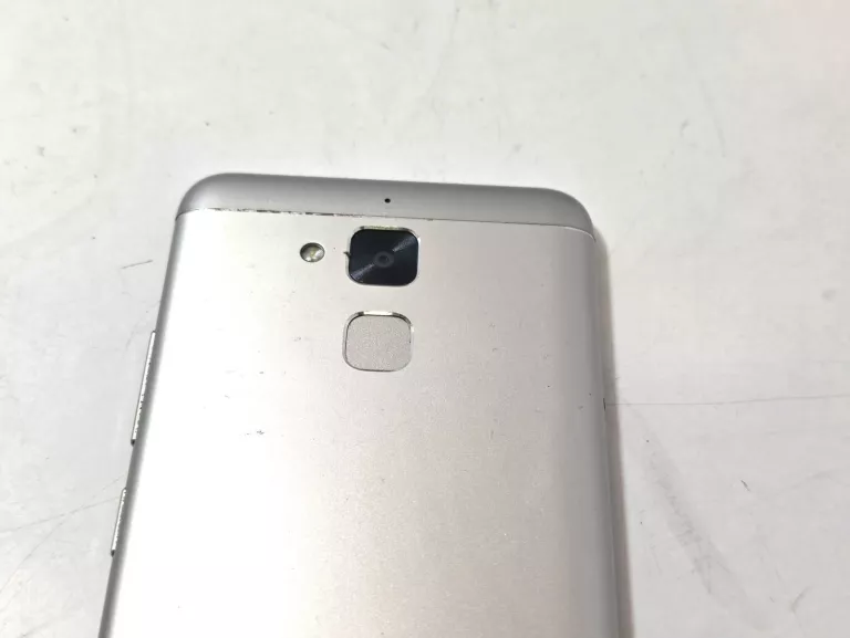 TELEFON ASUS ZENFONE 3