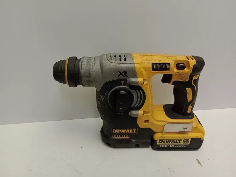 MŁOTOWIERTARKA DEWALT DCH273 SDS PLUS 400 W