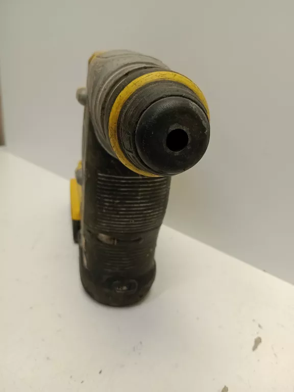 MŁOTOWIERTARKA DEWALT DCH273 SDS PLUS 400 W