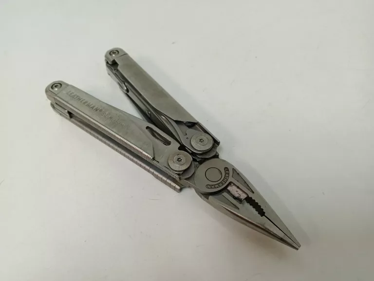 MULTITOOL LEATHERMAN SURGE