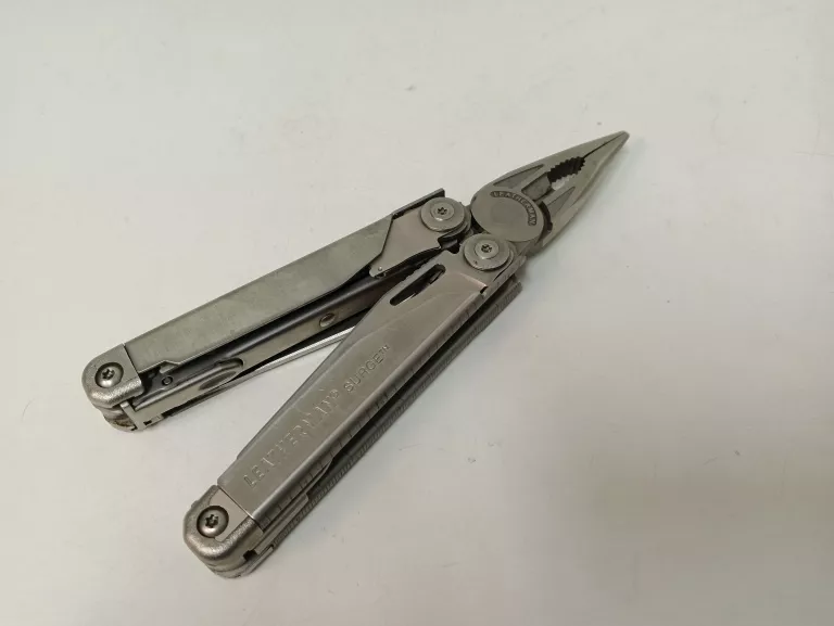 MULTITOOL LEATHERMAN SURGE