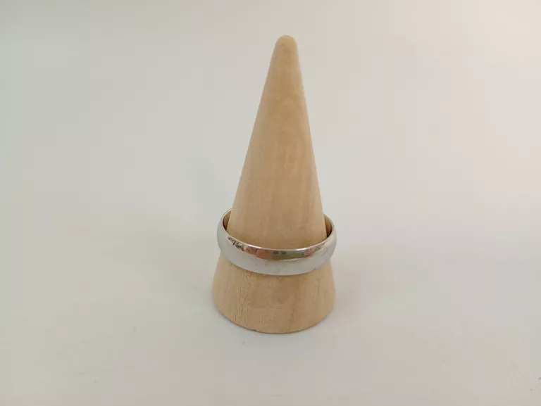 SREBRNA OBRĄCZKA 3,93G 925 R22