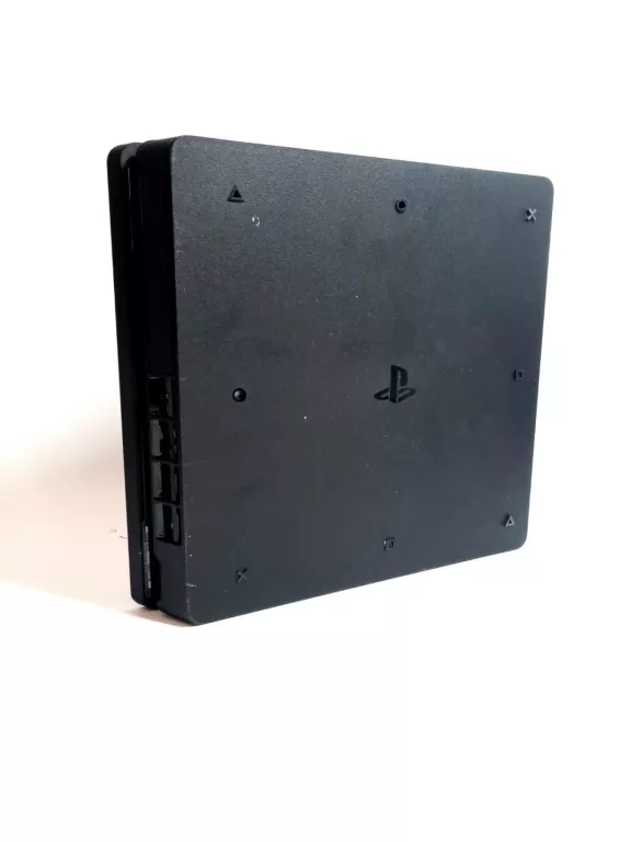 KONSOLA PLAYSTATION 4 PS4