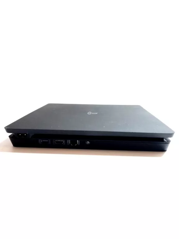KONSOLA PLAYSTATION 4 PS4
