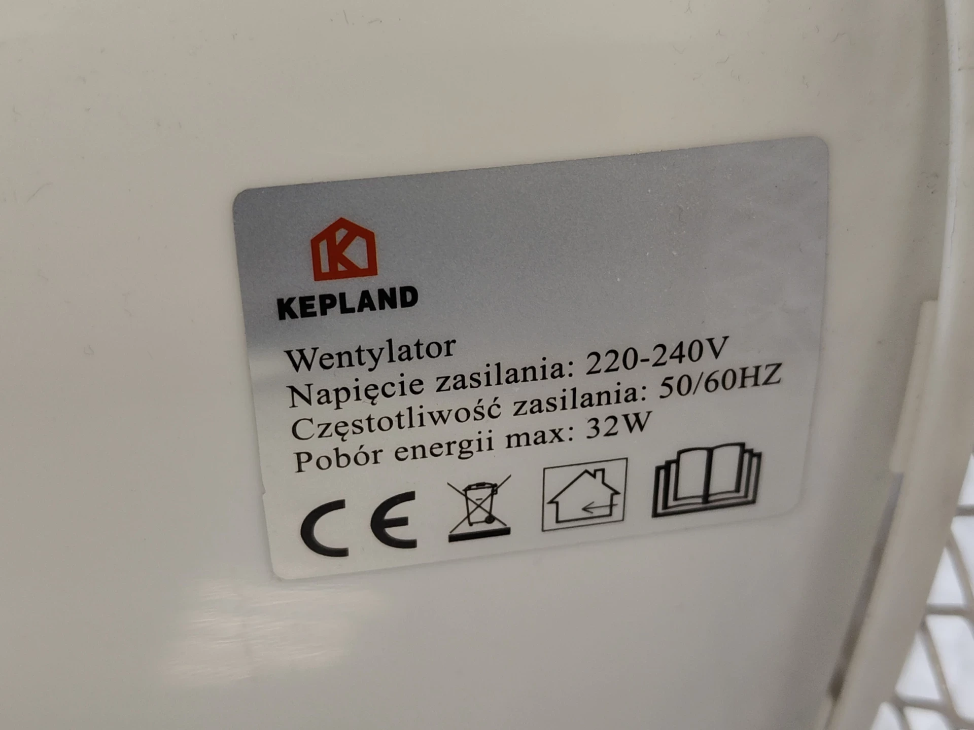 wentylator-kepland-32w-model-biurkowy