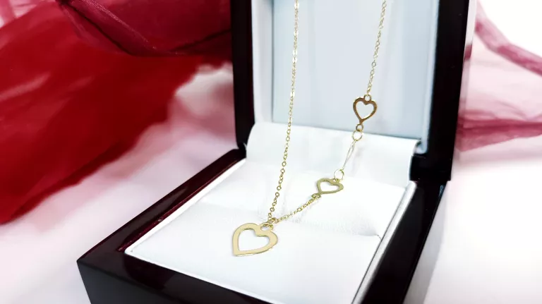 ZŁOTY LAŃCUSZEK CELEBRTYKA Z SERCEMI I KULECZKAMI 1,16G 585P 45CM