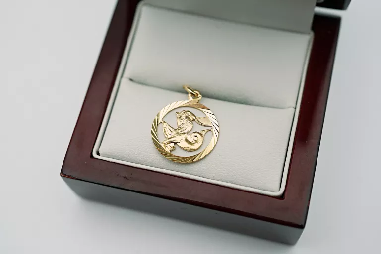 ZŁOTA ZAWIESZKA ZNAK ZODIAKU - KOZIOROŻEC - 333 - 1,10G - WISIOREK