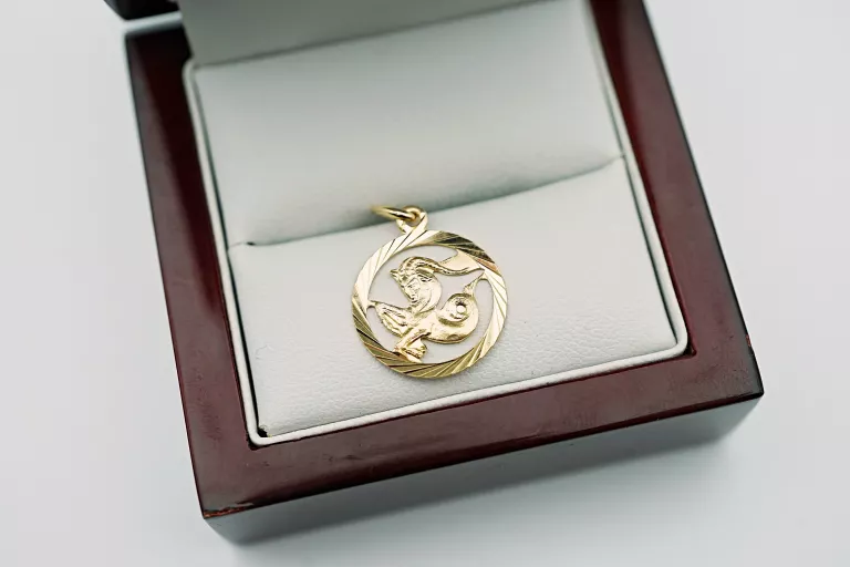 ZŁOTA ZAWIESZKA ZNAK ZODIAKU - KOZIOROŻEC - 333 - 1,10G - WISIOREK