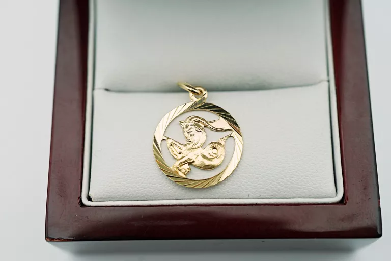 ZŁOTA ZAWIESZKA ZNAK ZODIAKU - KOZIOROŻEC - 333 - 1,10G - WISIOREK