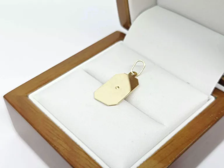 NIENOSZONA ZŁOTA  ZAWIESZKA JEZUS 585 0,89G