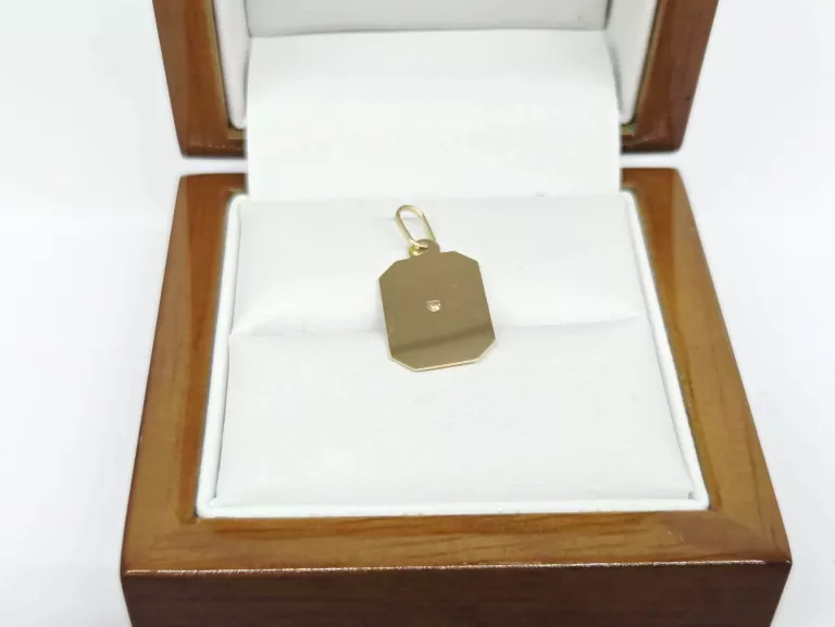 NIENOSZONA ZŁOTA  ZAWIESZKA JEZUS 585 0,89G