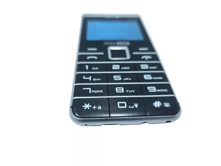 TELEFON MAXCOM MM760
