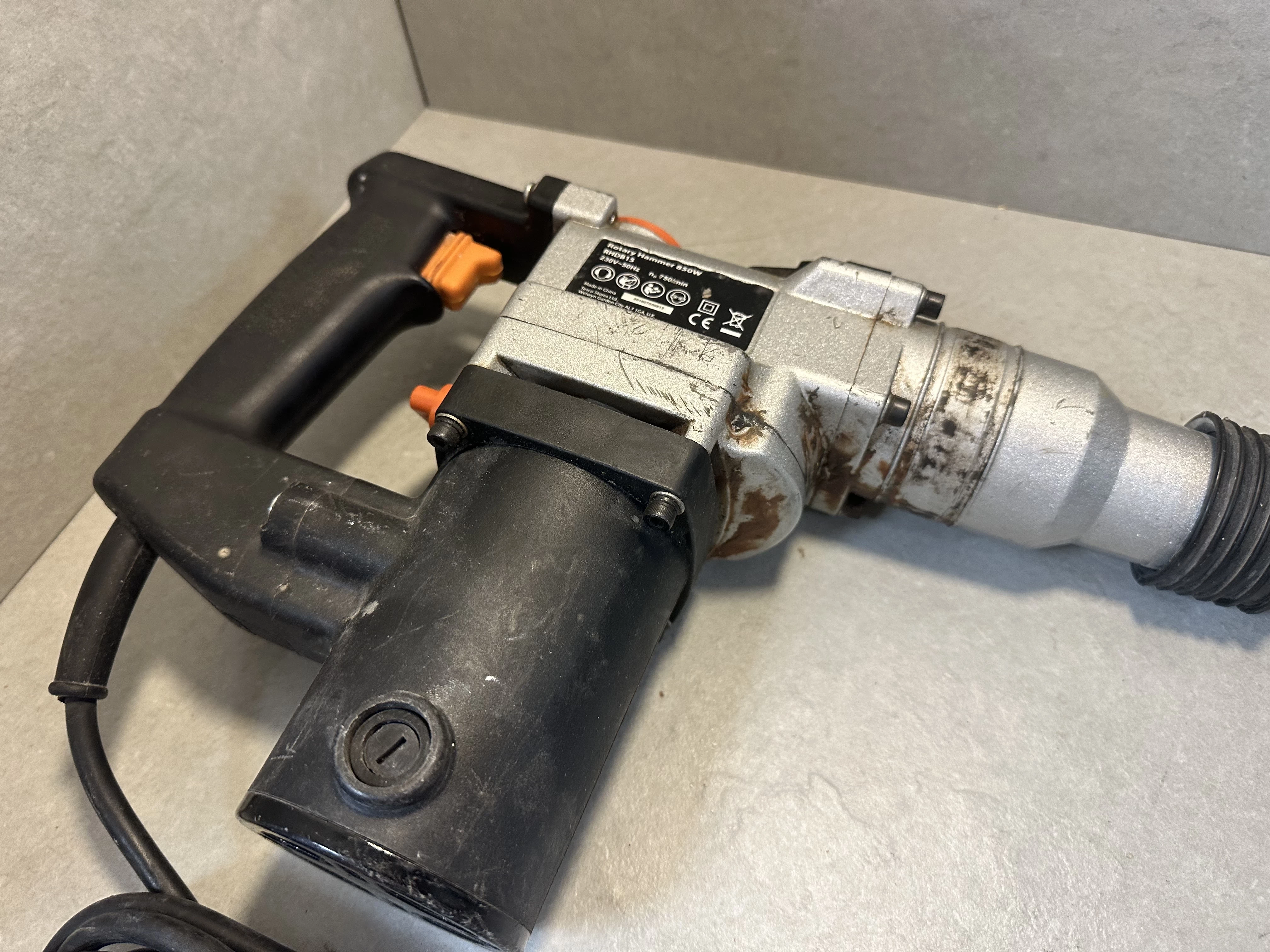 mlotowiertarka-tesco-rotary-hammer-rhdb15-850w-funkcyjnosc-205137-381845