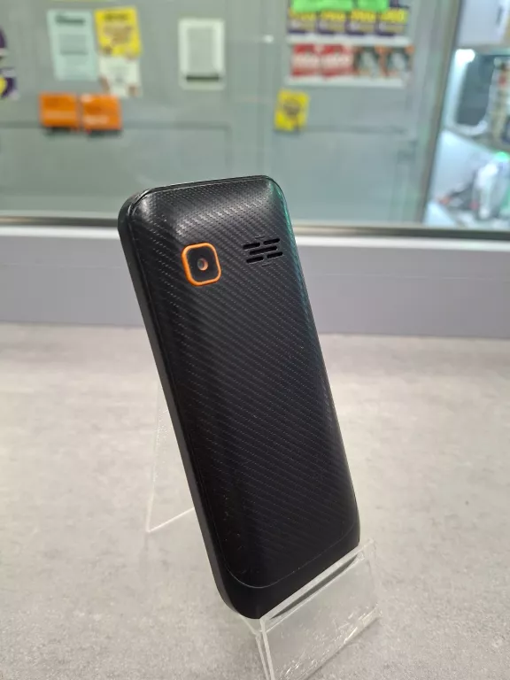 TELEFON MAXCOM MM142