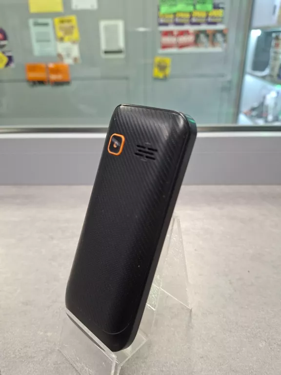 TELEFON MAXCOM MM142