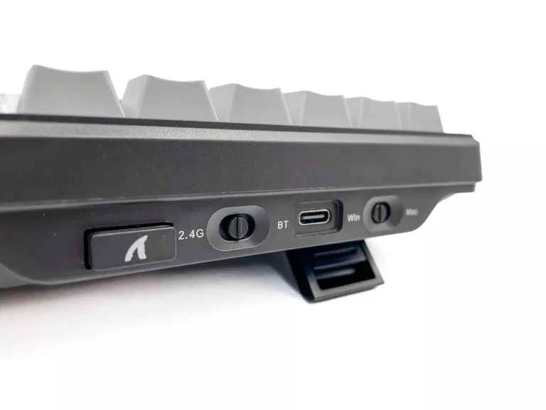 KLAWIATURA BEZPRZEWODOWA ATTACK SHARK X66