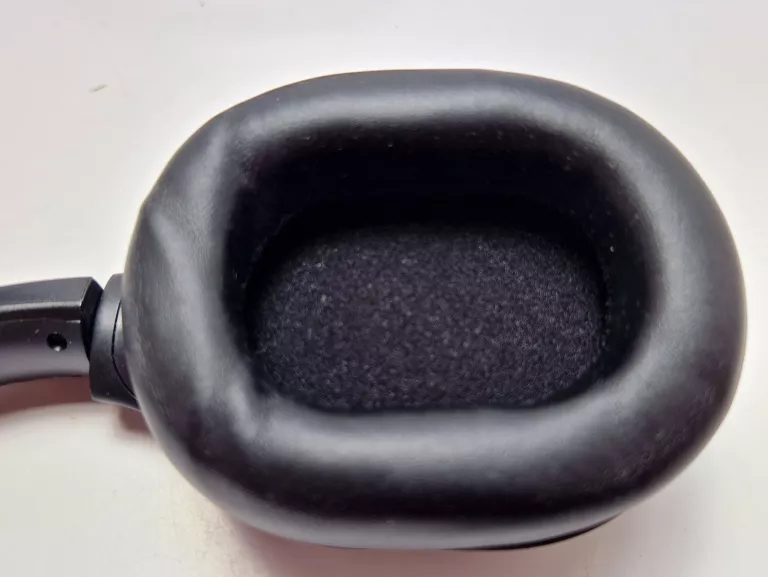 BEZPRZEWODOWE SŁUCHAWKI NAUSZNE MELICONI HP 600 PRO