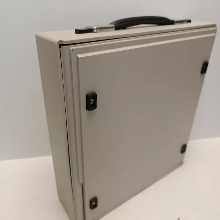 MASZYNA DO PISANIA FACIT 1600