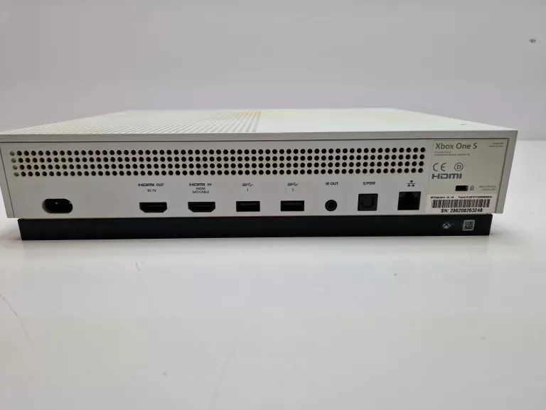 KONSOLA MICROSOFT XBOX ONE S 500 GB 1681