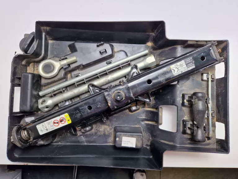 ZESTAW NAPRAWCZY WALIZKA POD FOTEL PASAŻERA DO DUCATO JUMPER BOXER