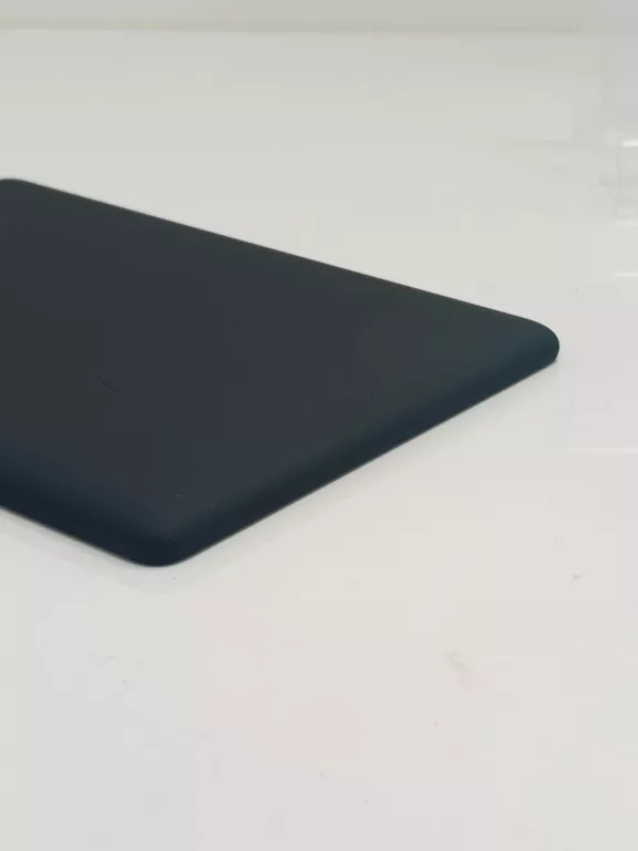 CZYTNIK KINDLE PAPERWHITE KIDS 8GB 6,8' CZARNY