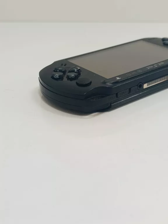 KONSOLA SONY PSP GO STREET E-1004