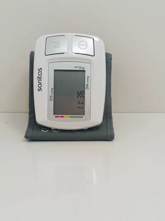 CIŚNIENIOMIERZ ELEKTRYCZNY SANITAS SBC 23 NA NADGARSTEK